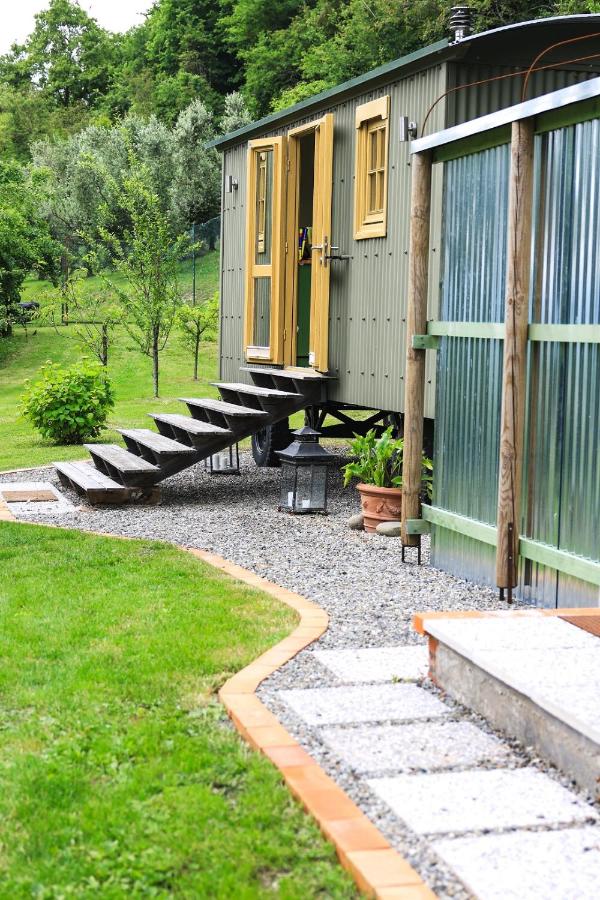 Tiny House a Villa Ariola - B&B