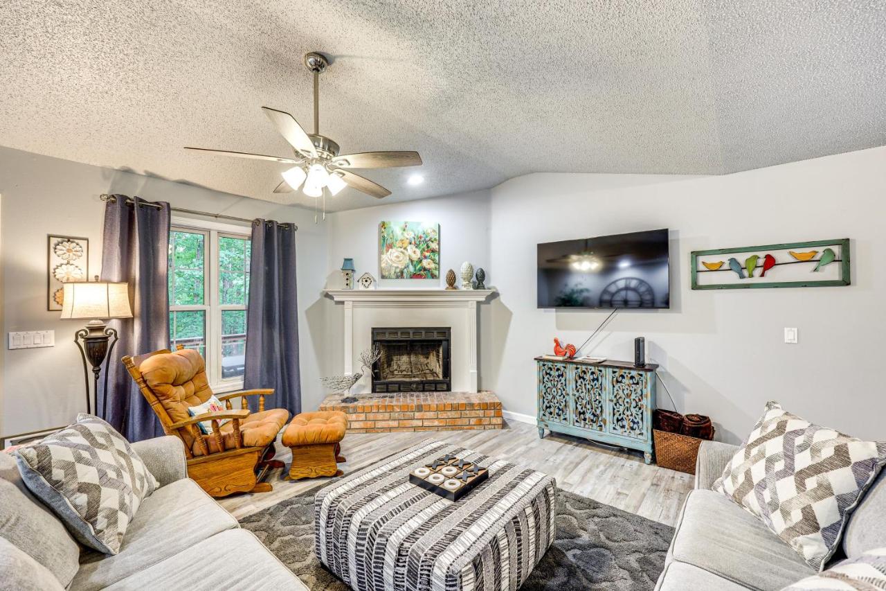 The Wildwood House in Hot Springs Village! - B&B