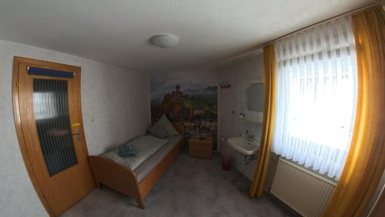 Chambre Simple avec Salle de Bains 