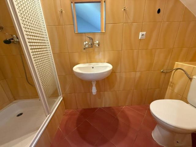 Habitación Doble Deluxe (2 adultos + 1 niño)