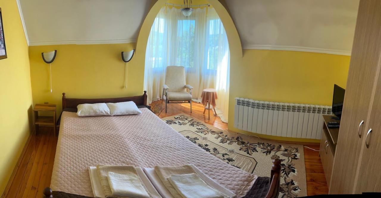 Standard Suite