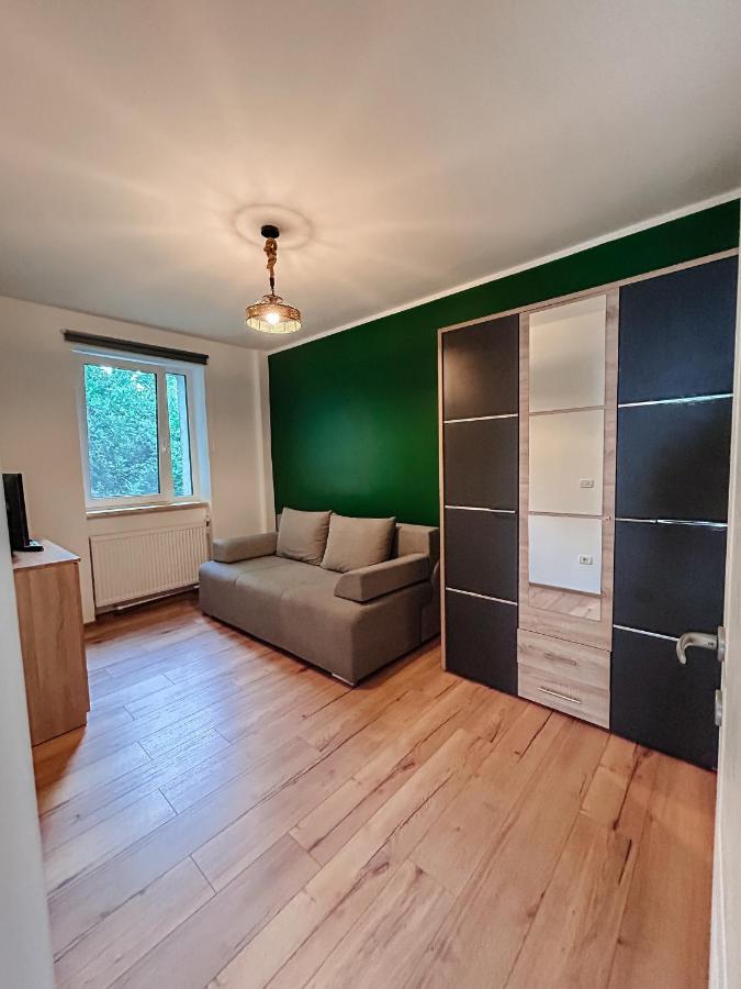 Apartament Park - Bed and Breakfast Bacău