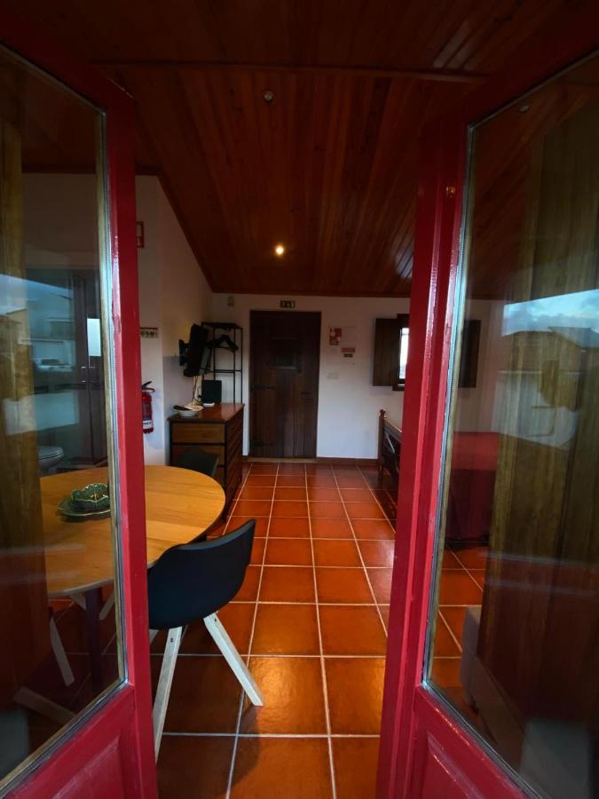 Da Serra Studio House - B&B Alqueidão da Serra