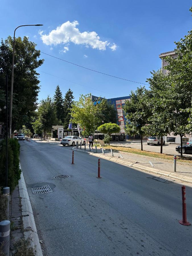 Nest Apartments - City Center - Ferienwohnung Pristina