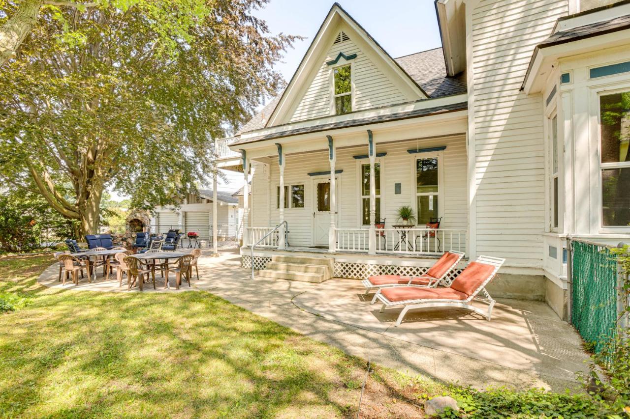 Walk to Lake Michigan and Dtwn Coastal Grand - B&B