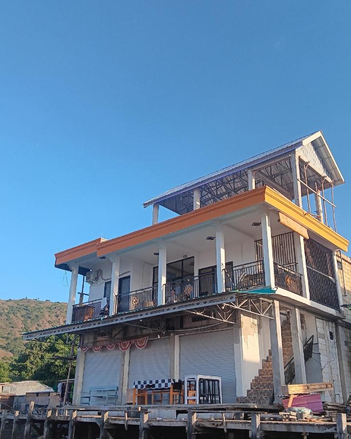 Bajo Komodo Homestay - B&B Komodo