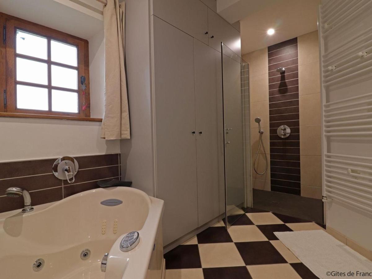 Holiday Home (15 adults)