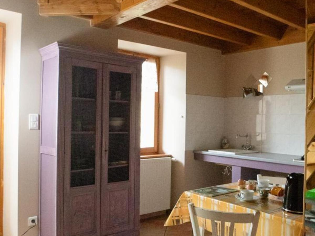 Gîte Rustique avec Terrasse, Jardin Privatif et Visite de Ferme à Vêtre-sur-Anzon - FR-1-496-290 - B&B Saint-Julien-la-Vêtre