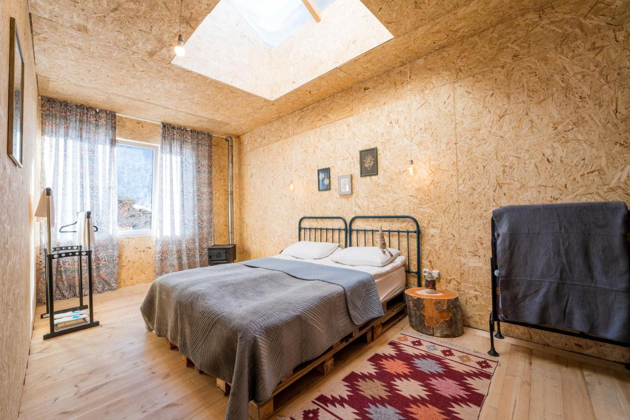 Camera Matrimoniale Deluxe (2 Adulti + 1 Bambino)