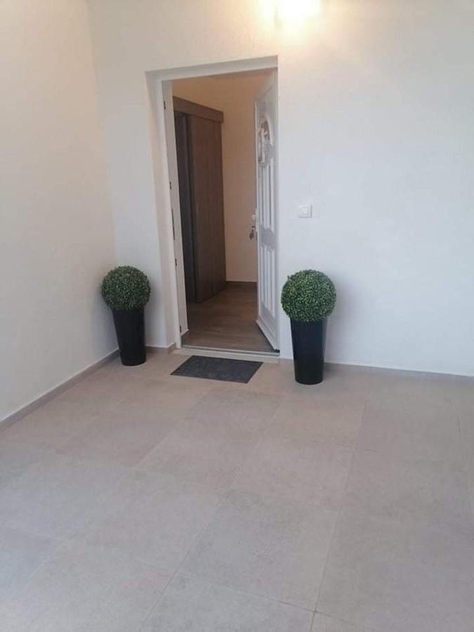 Apartman F&I Bibinje - Ferienwohnung Bibinje
