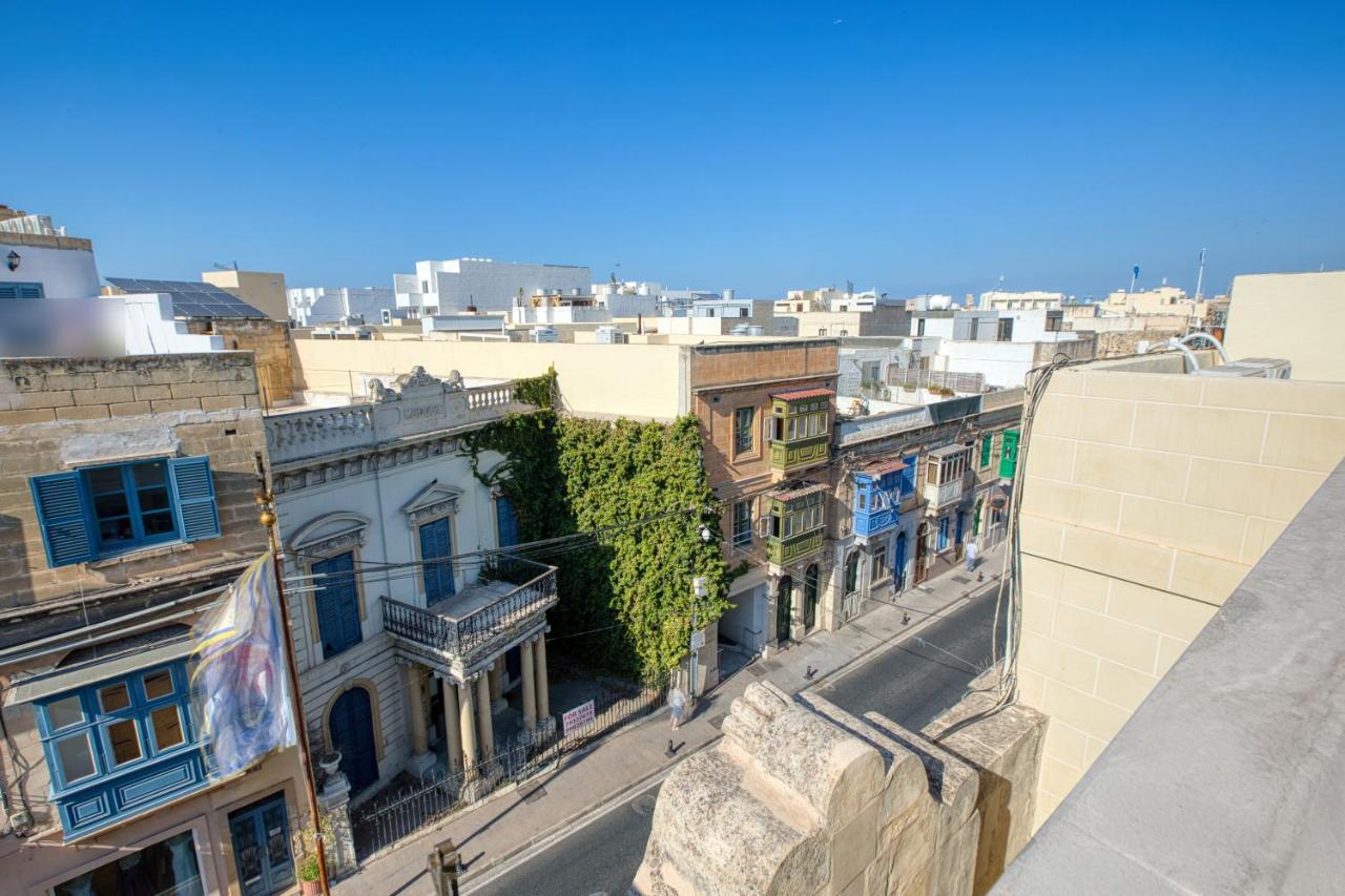 St Venera Penthouse 2 Balconies Big Screen TV - Ferienwohnung Santa Venera
