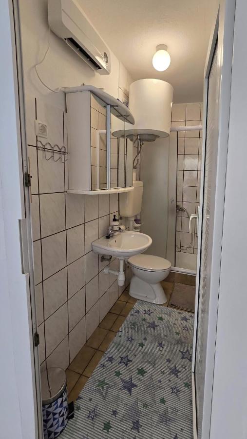 Aretha apartman i sobe - Chambres d’hôtes Novi Vinodolski
