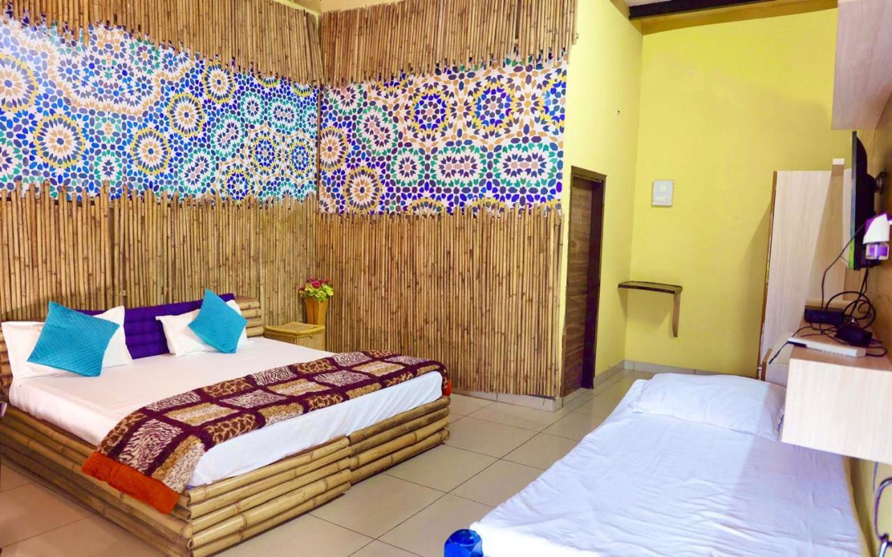 Mera Gaon Mera Desh Resort - B&B Sonīpat