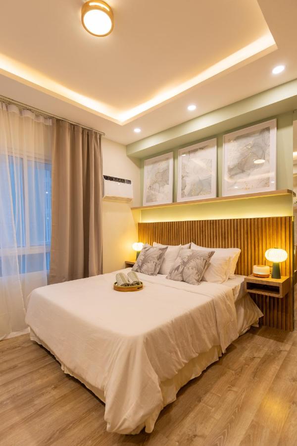 Studio met Queensize Bed