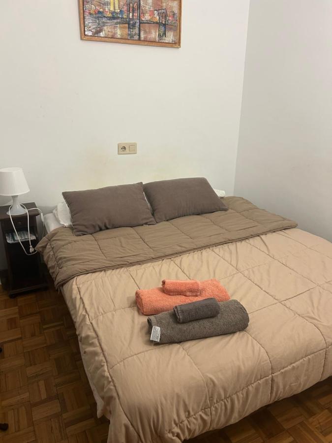 Habitación doble privada en figueres - Chambres d’hôtes Figueres