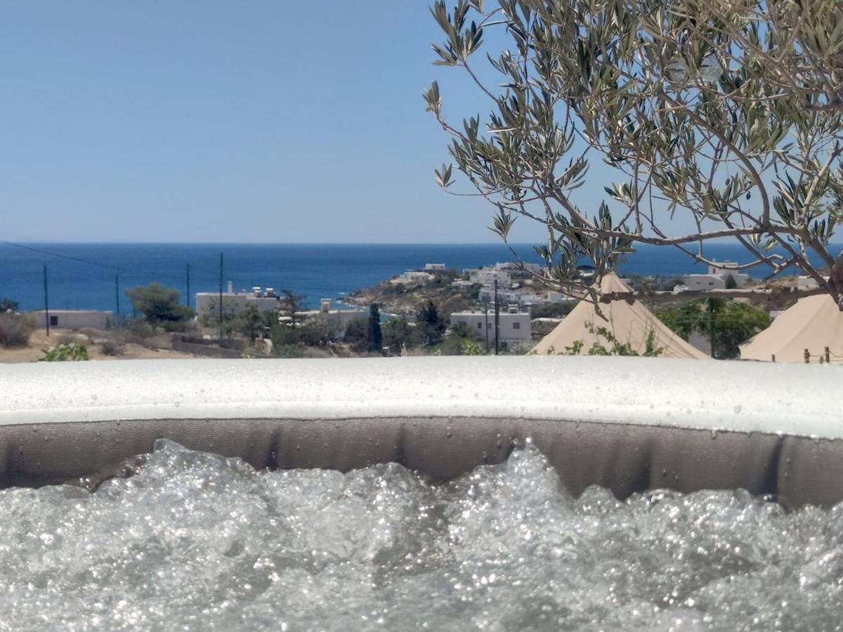 Zephir Vue mer detente et bons moments à Syros - B&B