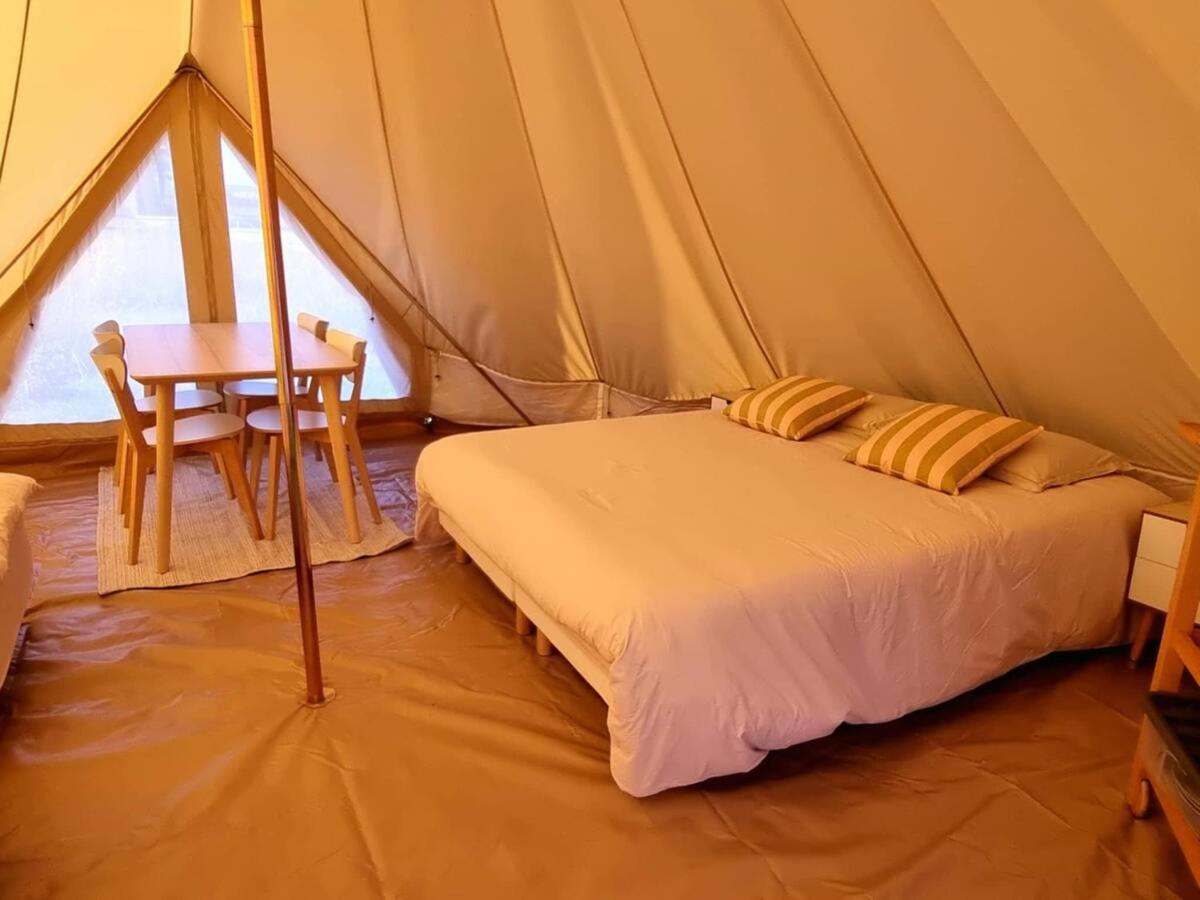 Tente confortable pour 4 personnes - B&B