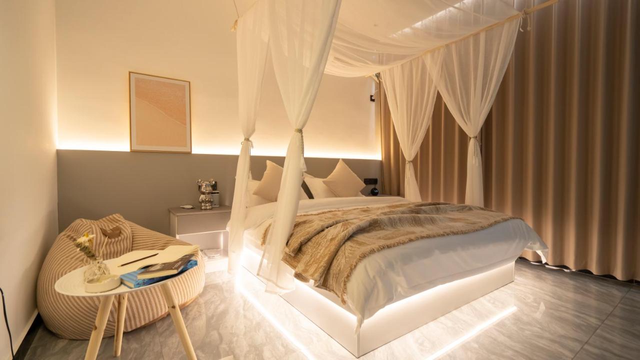 Kamer met Queensize Bed