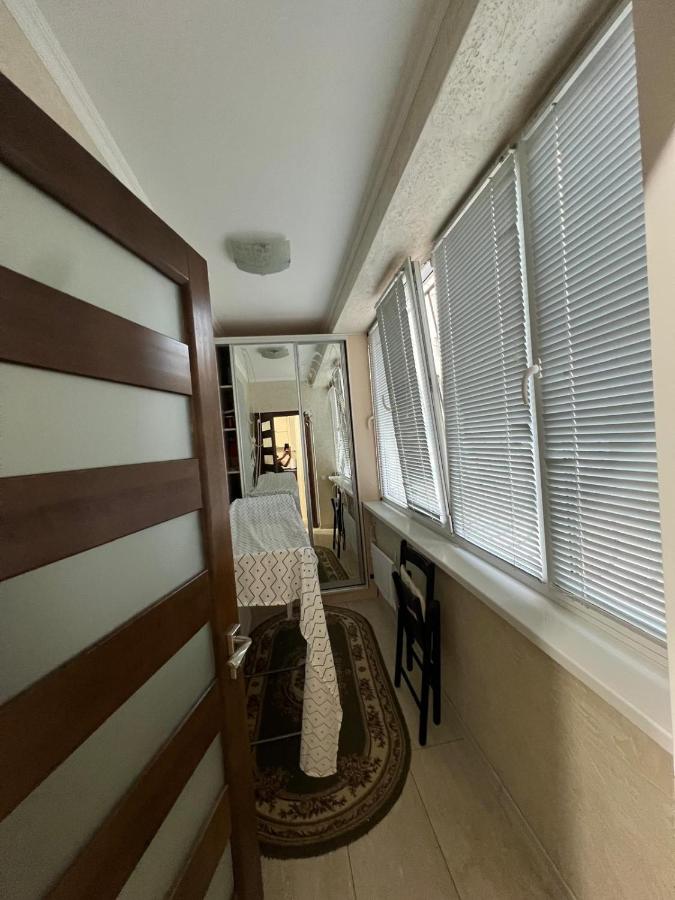 Spacious Modern Apartment mins drive to City Center - B&B Chişinău