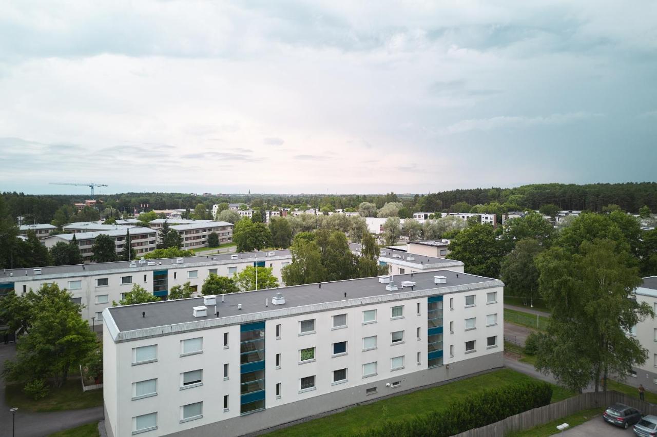 Spacious 2BR Apartment in a Quiet Neighborhood & Free Parking - Ferienwohnung Turku