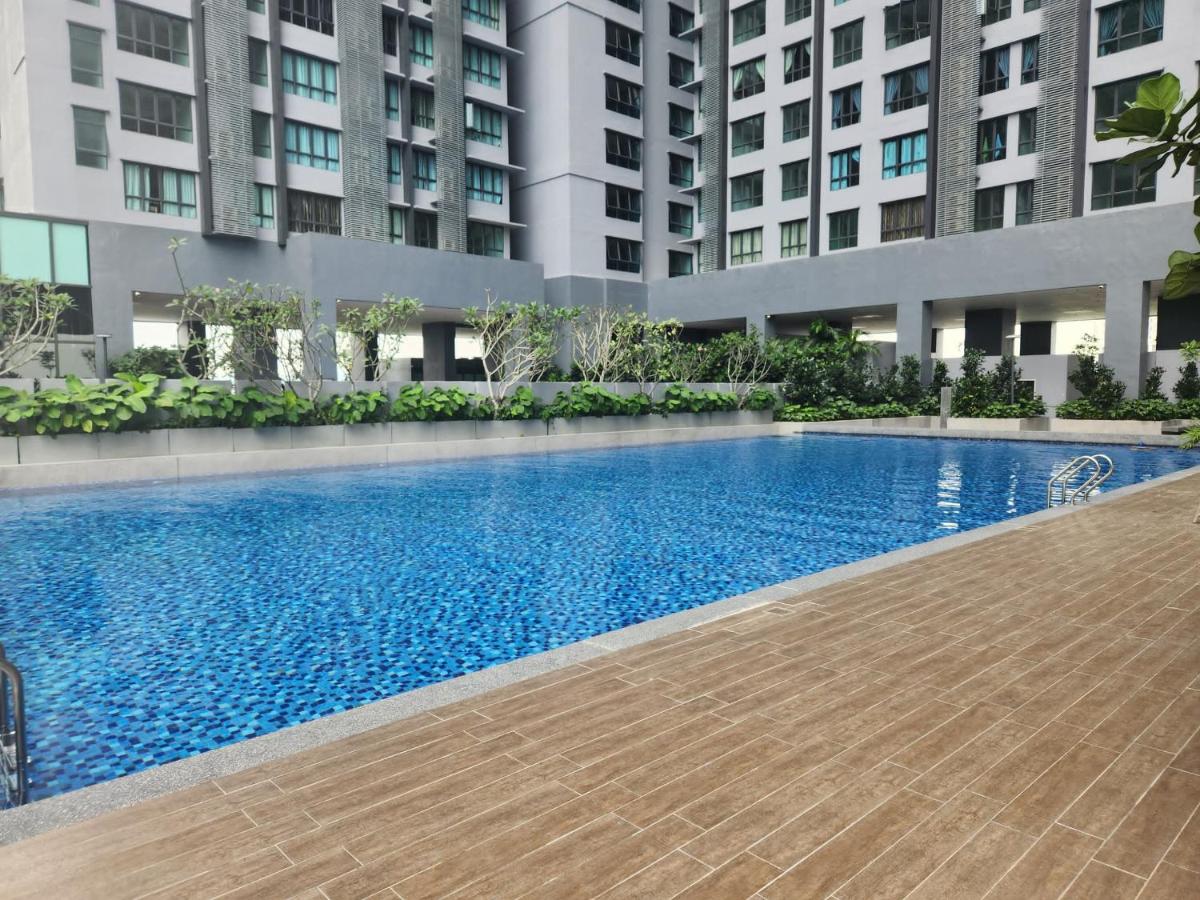 NEW Cozy Stylish Industrial Design Seri Kembangan - B&B Seri Kembangan