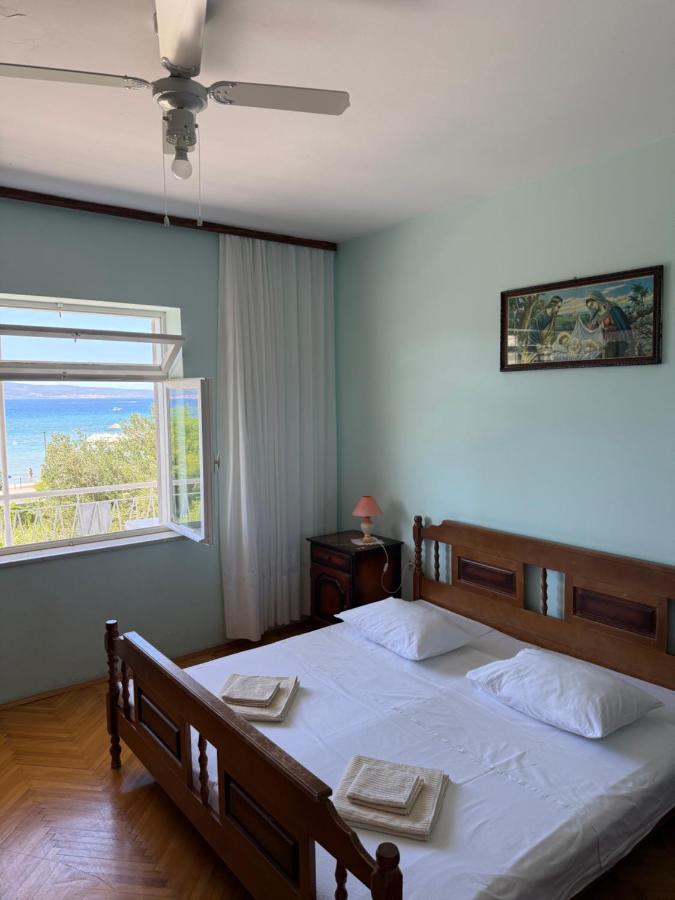 Chambre Double avec Salle de Bains Commune et Balcon - Vue sur Mer