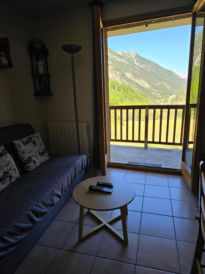 Bel appartement à la Montagne - Bed and Breakfast Cervières