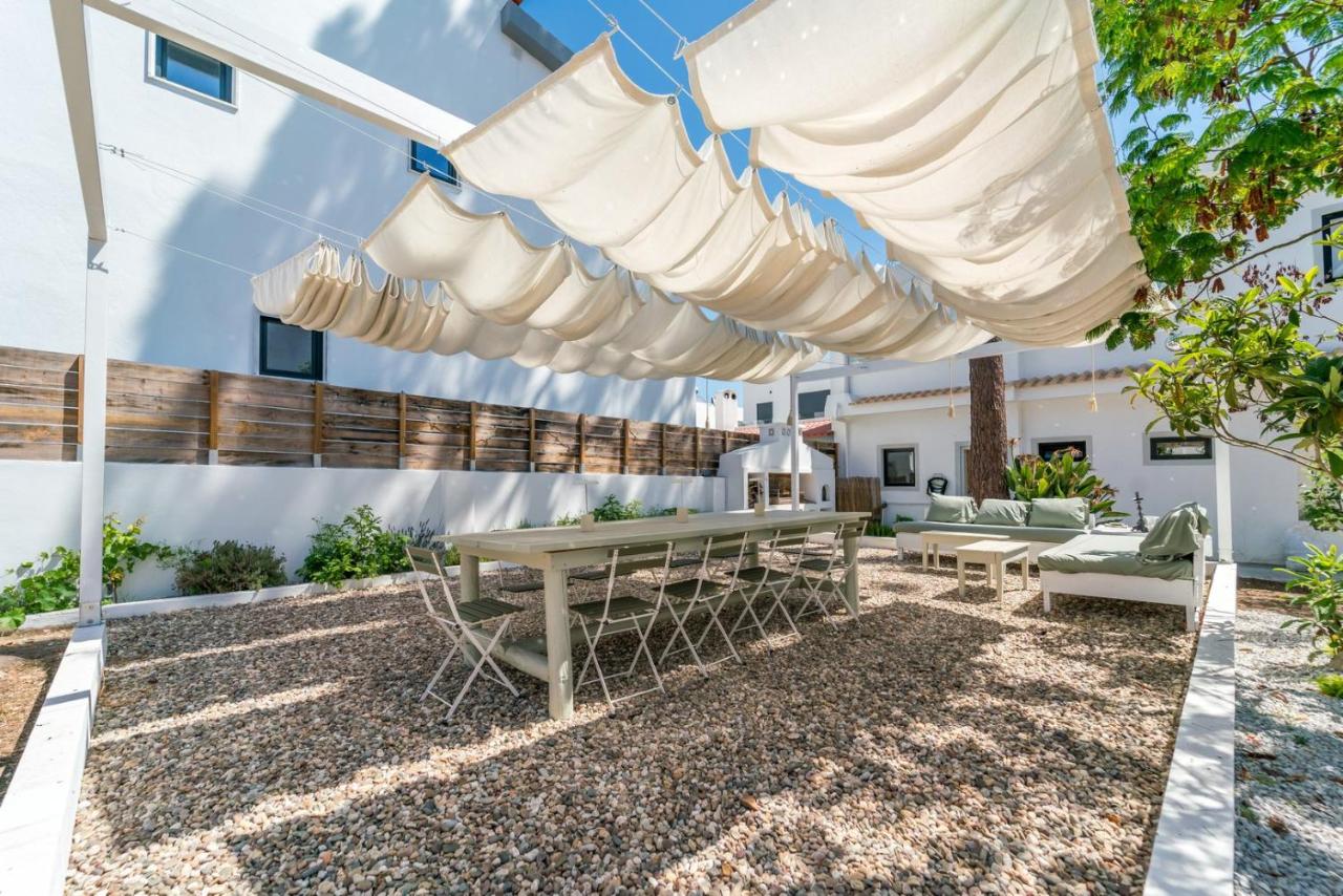 Spacious Home Garden & Cinema Costa da Caparica | By Airnest - Ferienwohnung Charneca de Caparica