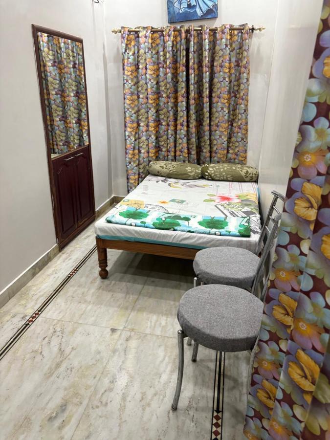 Economy Single Room