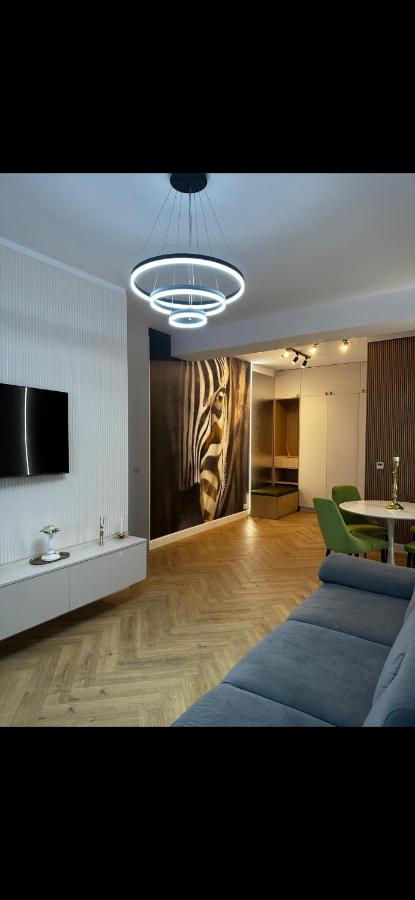 Aparthotel Madonna Residence Petunilor - Ferienwohnung Craiova