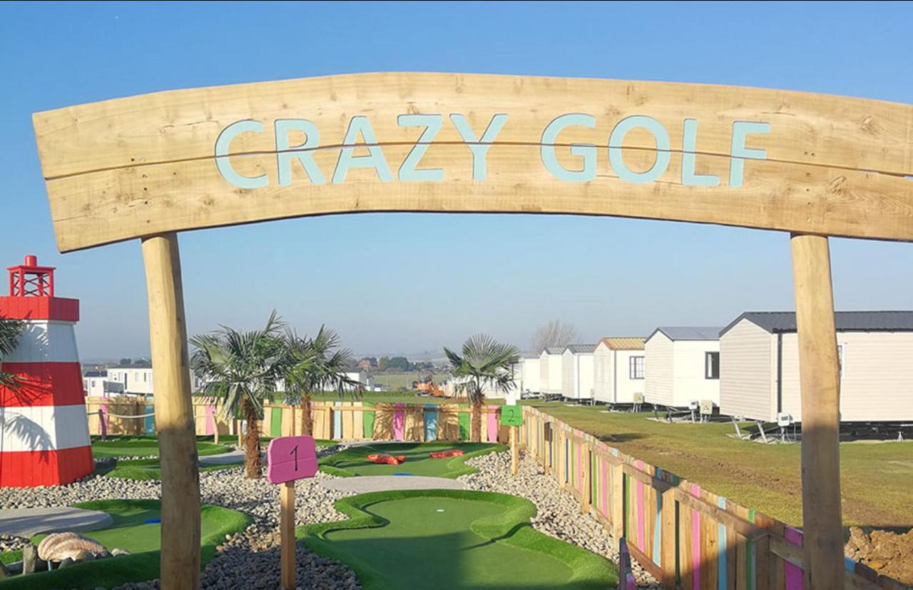 Well equipped beach caravan - B&B Leysdown-on-Sea