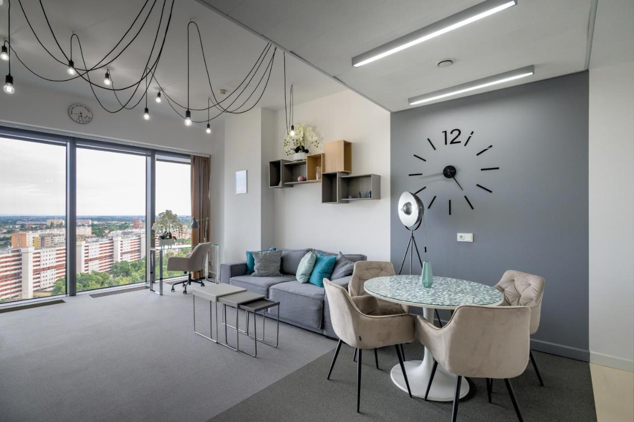 RentPlanet - Apartament Sky Tower - B&B