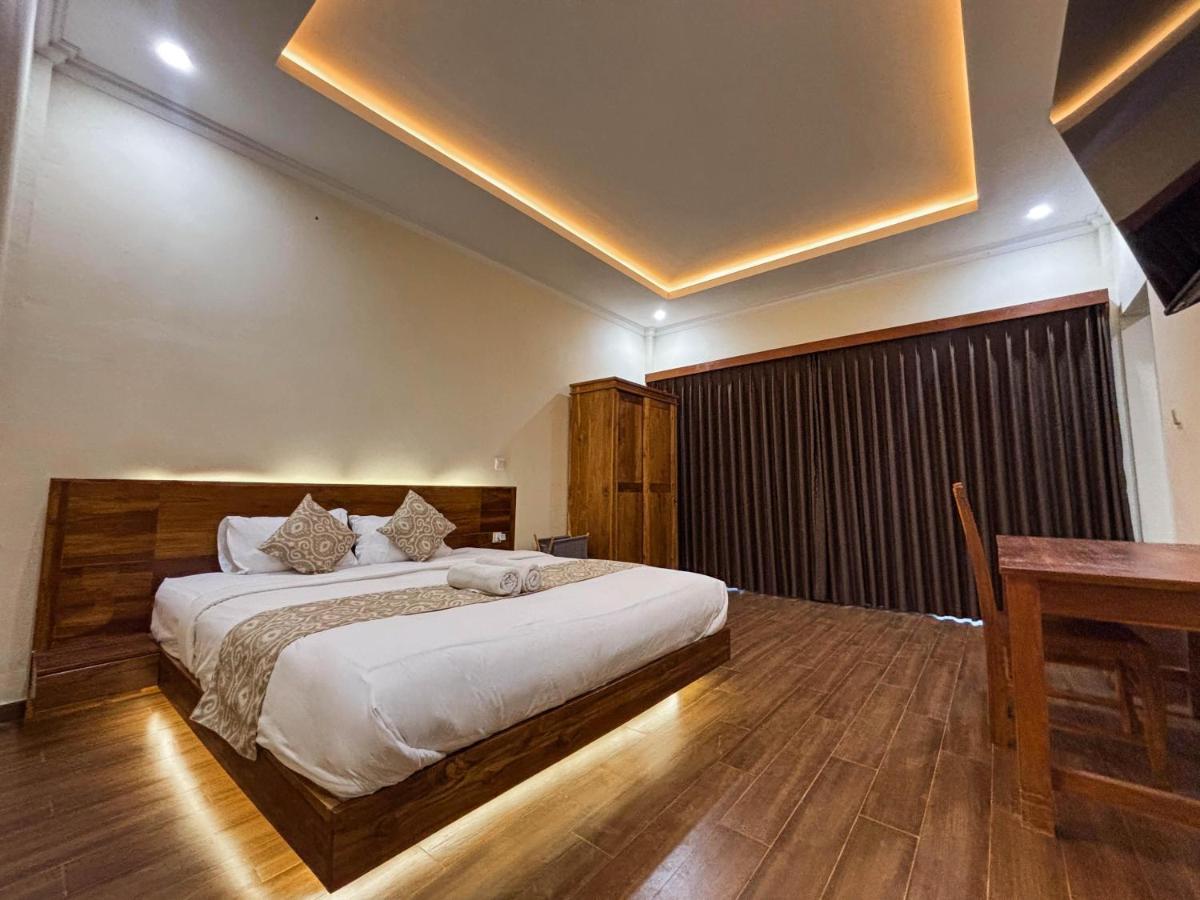 Double Room with Balcony