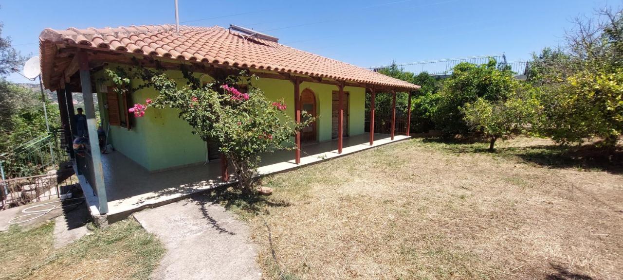 Cute House with mountain views - Chambres d'hôtes Katsarós