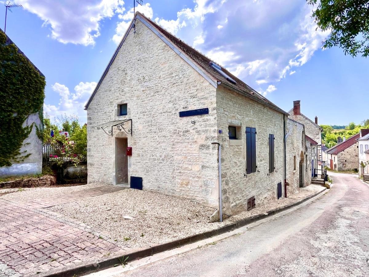 Maison avec jacuzzi - Village paisible Sacy - LES NARCISSES - B&B Vermenton