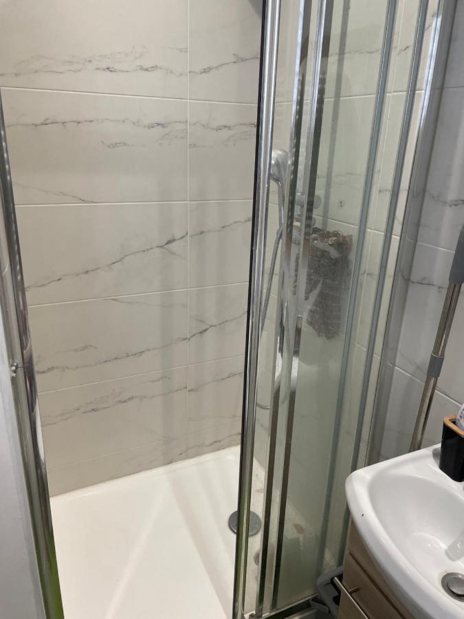 Studio meublé à louer - B&B