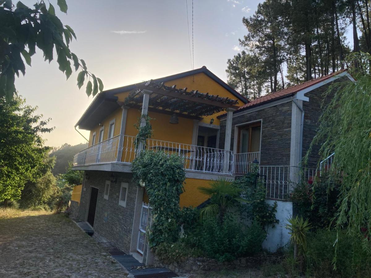 Casa de Férias completa com Piscina privada, Casa do Vale - DOURO, independente, vistas deslumbrantes - B&B Vilar de Maçada