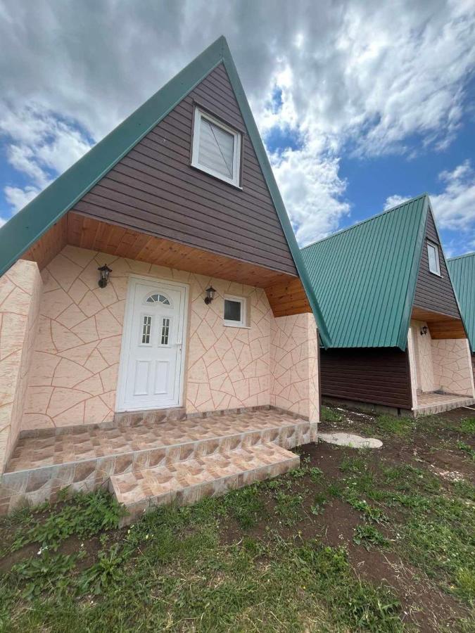 Cabins Zekova Dolina - Ferienwohnung Njegovuđa