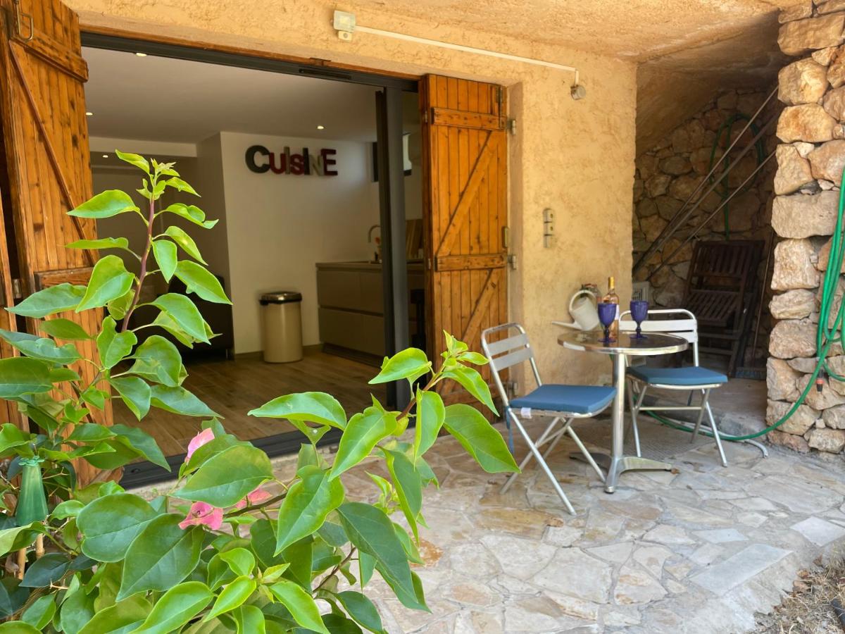 Le petit Baou - B&B