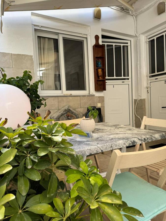 ABEAS Studios 1 Antonis - B&B Avlákia