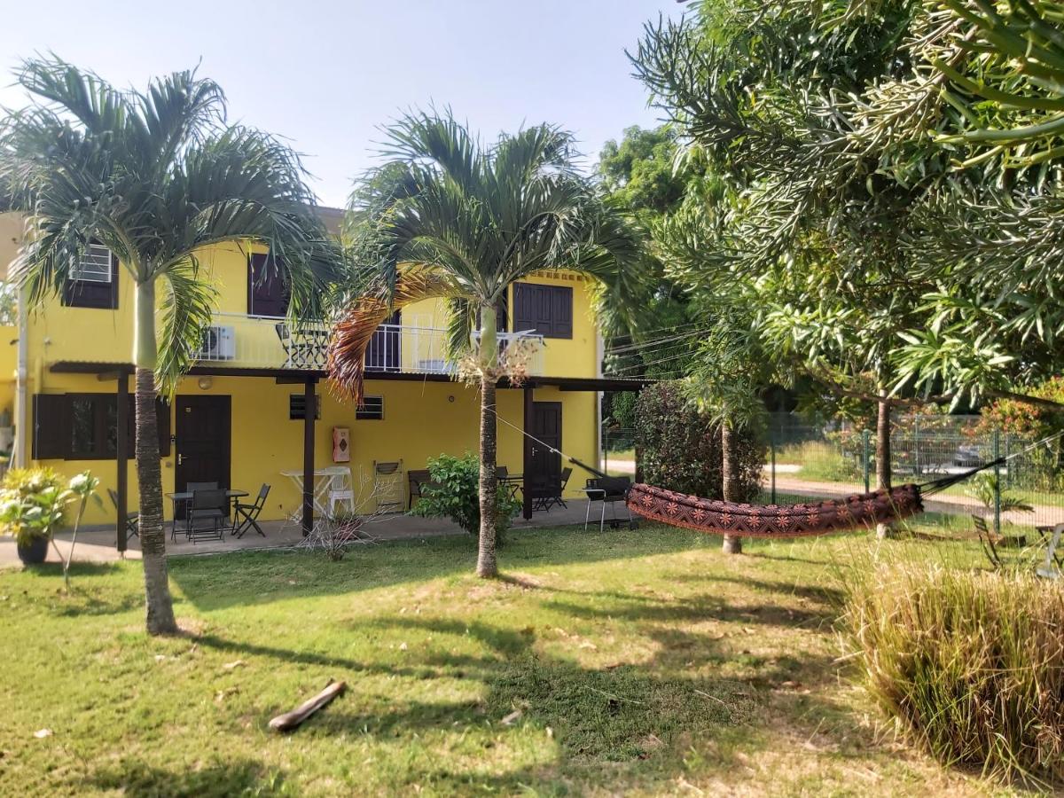 Au Petit Canal Fleuri - Ferienwohnung Rémire