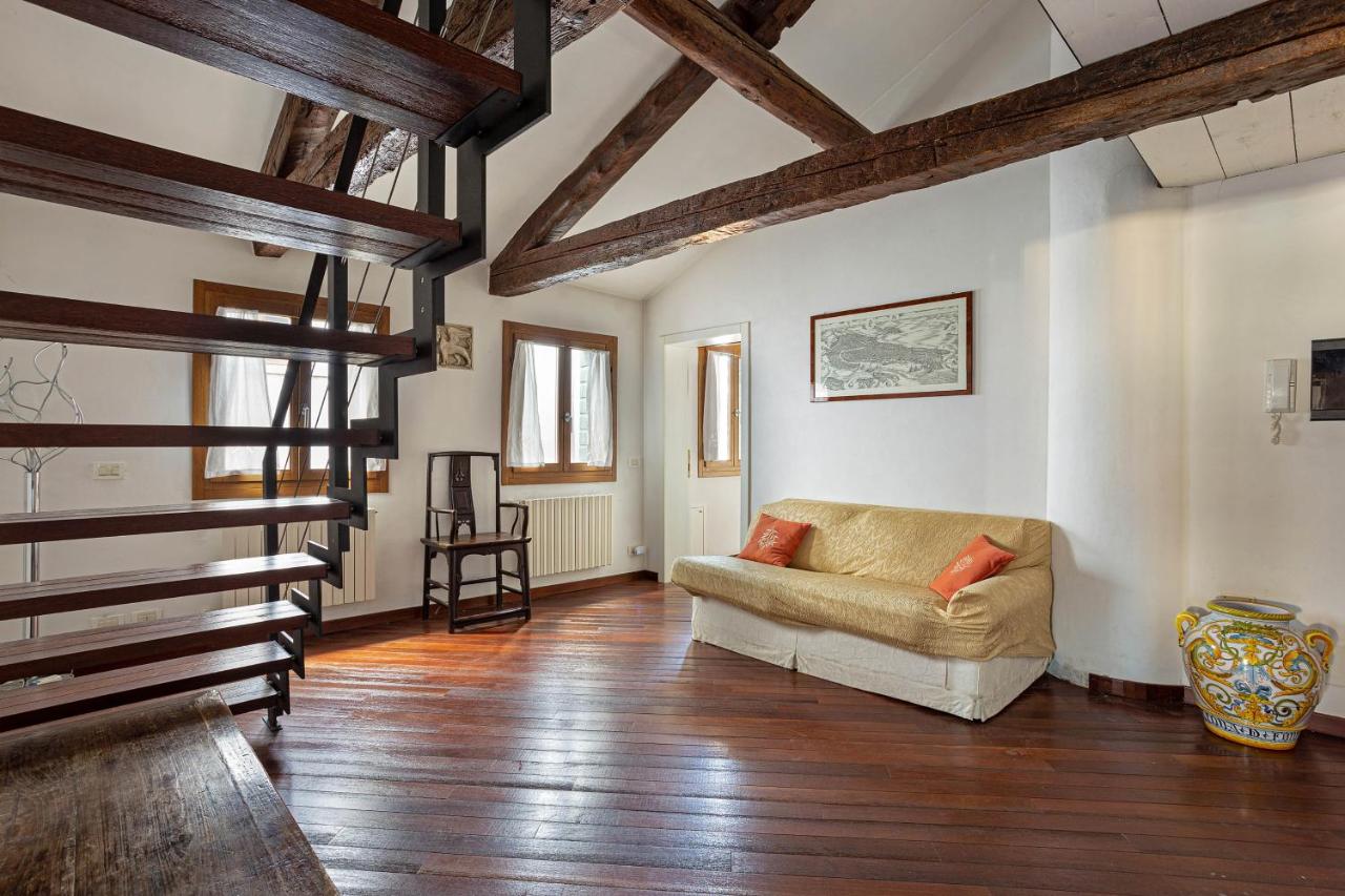 Ampia Camera Matrimoniale