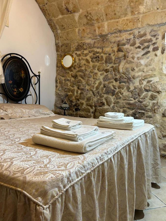 La Stalluzza Menorah Holiday House - B&B Oria