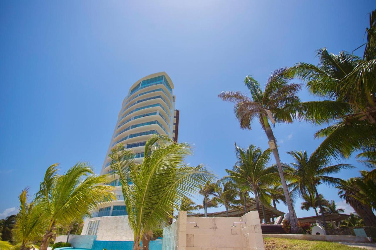 Apartment on the beach! Infinity pool - B&B