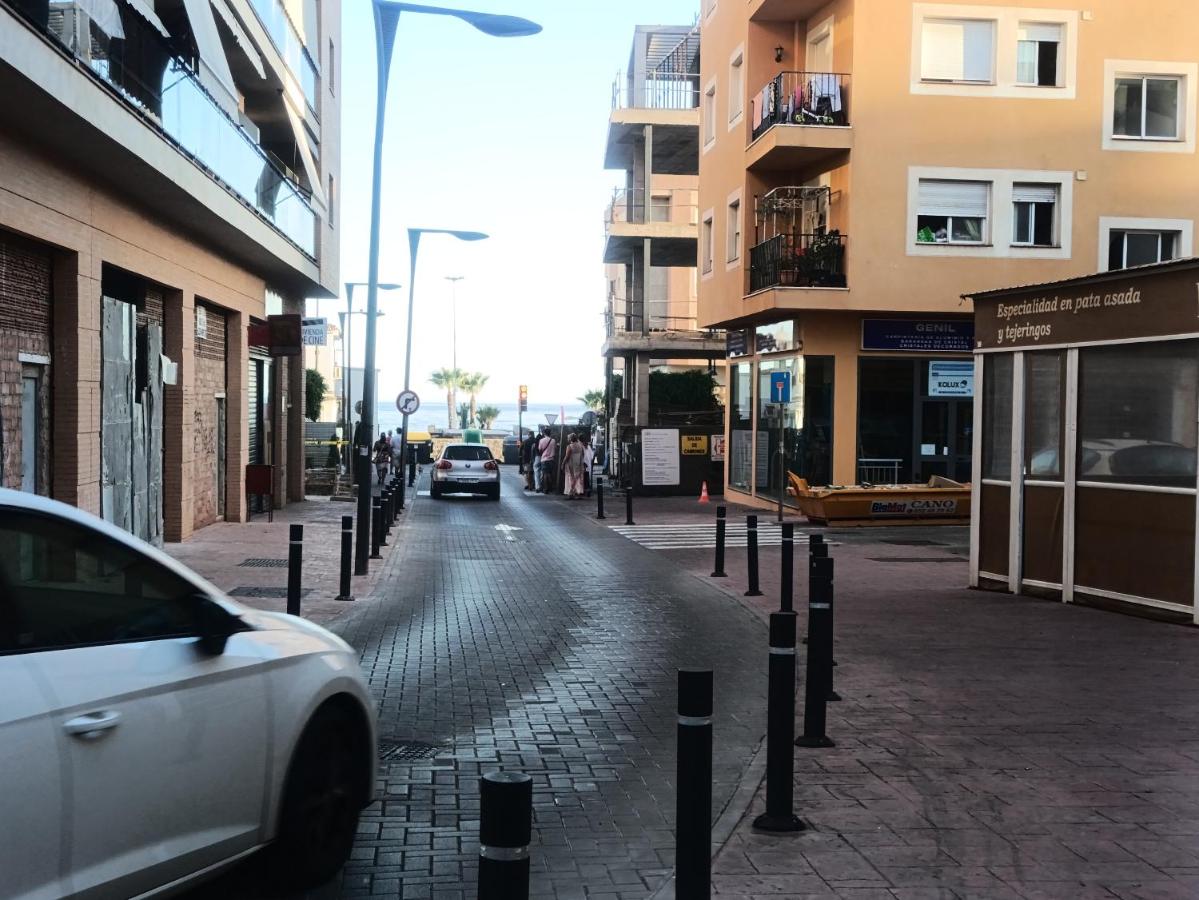 Bonito apartamento completo en Rincón de la Victoria Playa a 100 metros - B&B Rincón de la Victoria