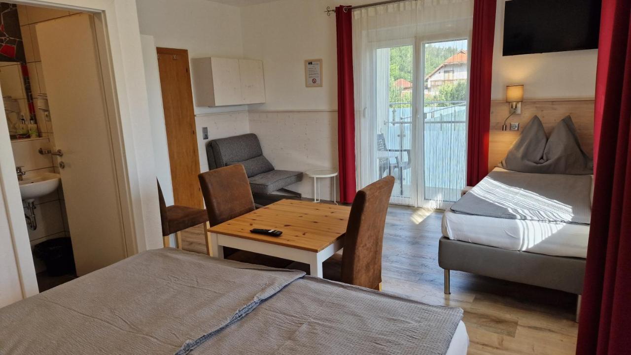 Economy Triple Room