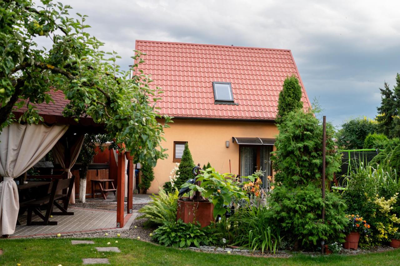 Domek nad Oczkiem - Giżycko - B&B Giżycko