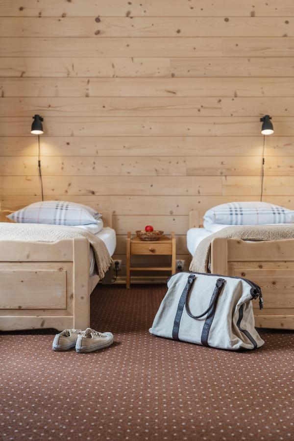 Chambre Triple avec Salle de Bains Privative