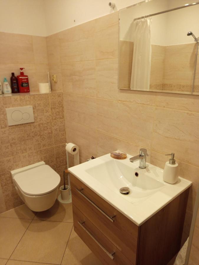 Budget Single Room