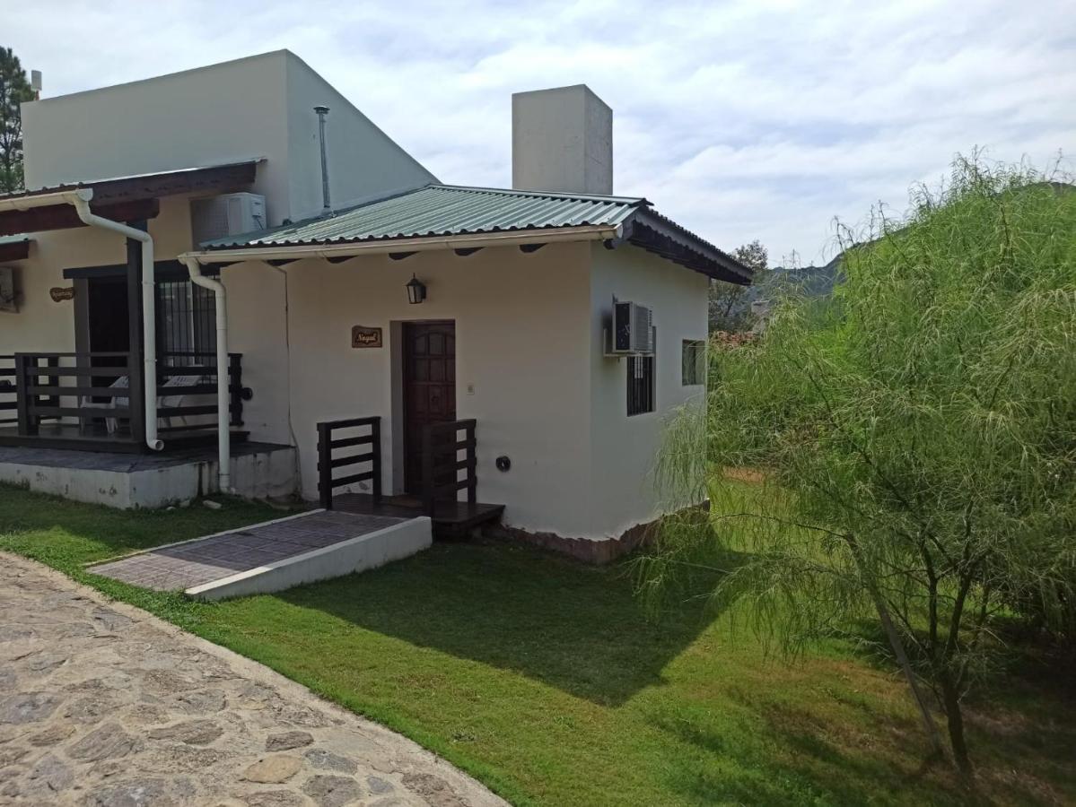 Cabañas Noscohue - B&B